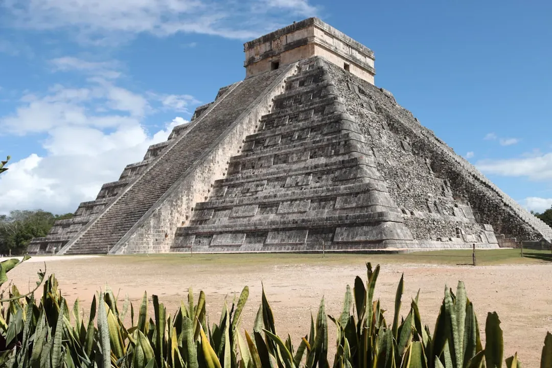 #5 - Chichén Itzá's El Castillo, Mexico: A Pyramid That Animates The Equinox (Image Credits: Unsplash)