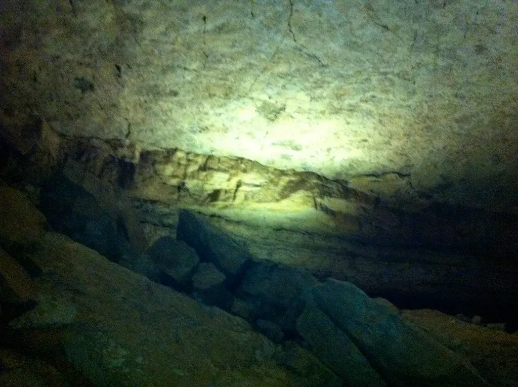 Mammoth Cave: The Largest Cave System in the World (CafeYak.com, Flickr, CC BY-SA 2.0)