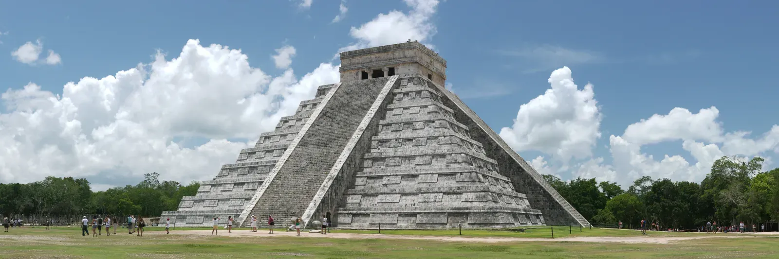 #1 - El Castillo at Chichén Itzá, Mexico: The Serpent of Sunlight (By Daniel Schwen, CC BY-SA 4.0)