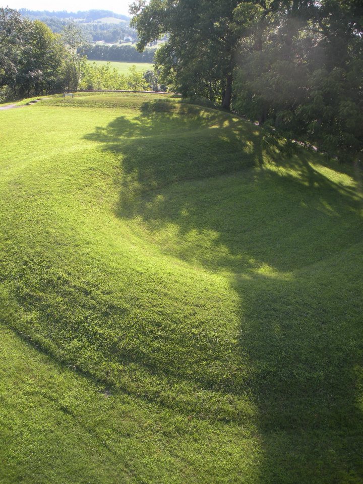 Serpent Mound Disturbance, Ohio (Image Credits: Wikimedia)