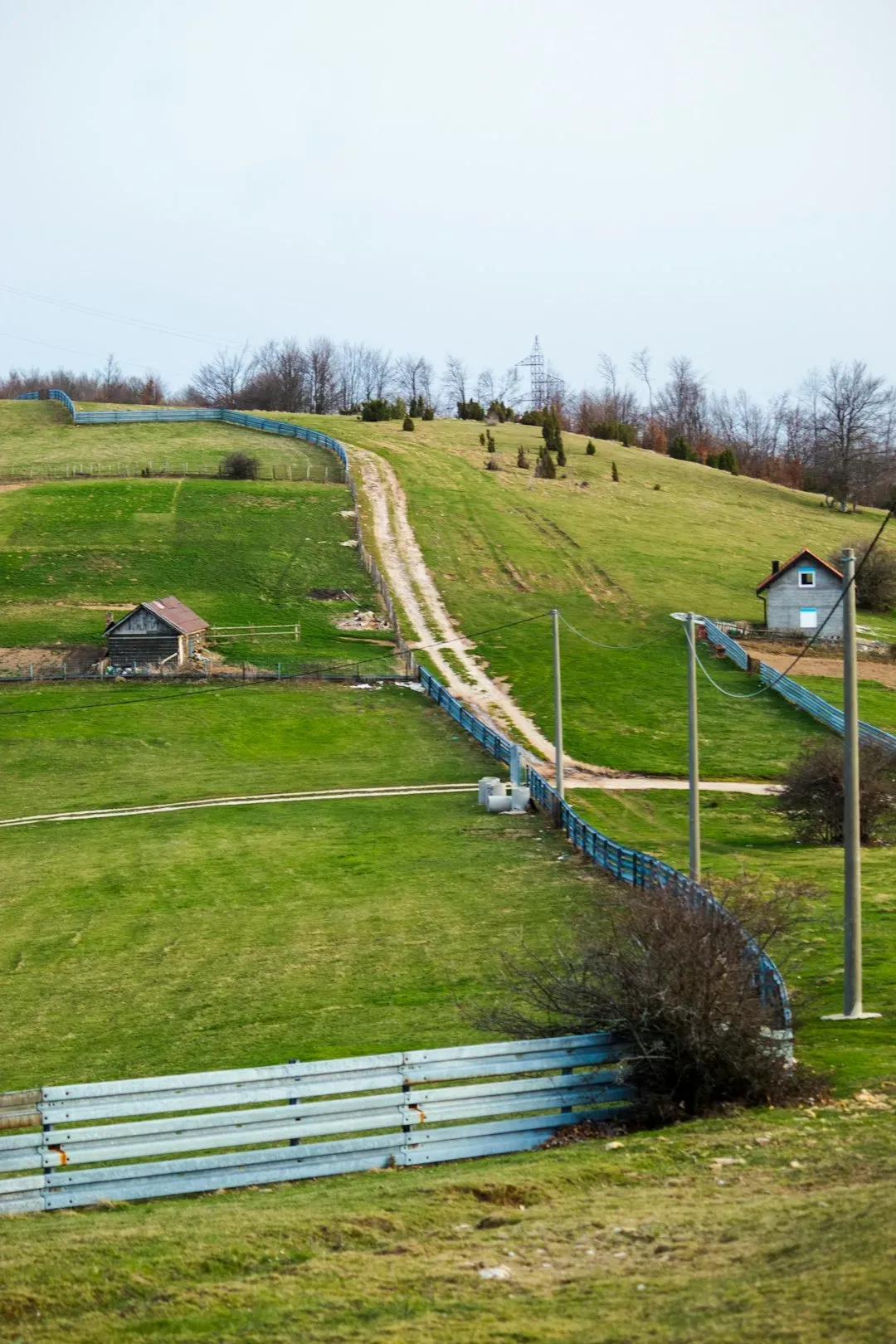 Earthwork Cities: When Soil Became Architecture (Image Credits: Unsplash)