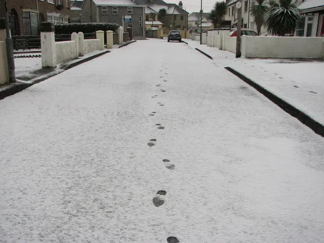 #17 - "Devil's Footprints" Casts With No Real Consensus (From geograph.org.uk, CC BY-SA 2.0)