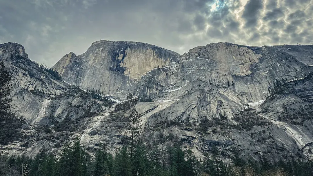 Yosemite National Park: Granite Walls That Defy Gravity (Image Credits: Unsplash)