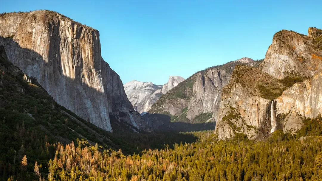 3. Yosemite Valley, California – Granite Sculpted by Ice (Image Credits: Unsplash)