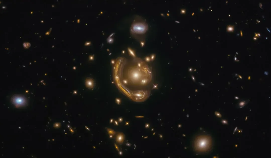 Gravitational Lensing: When Space Itself Gives the Game Away (Image Credits: Unsplash)