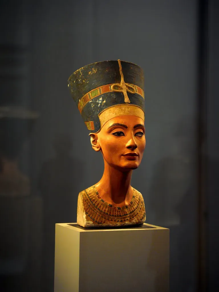 #11 - The Nefertiti Bust (okkofi, Flickr, CC BY 2.0)