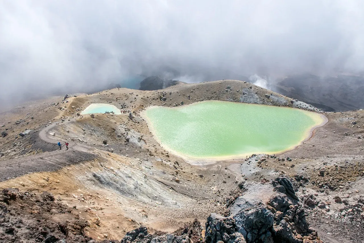 Prebiotic Chemistry: When Rocks, Water, and Energy Meet (Image Credits: Pixabay)