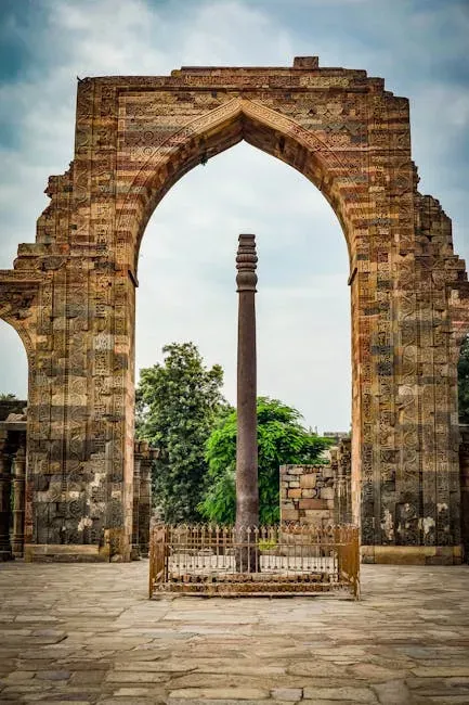 9. The Iron Pillar of Delhi (Image Credits: Pexels)