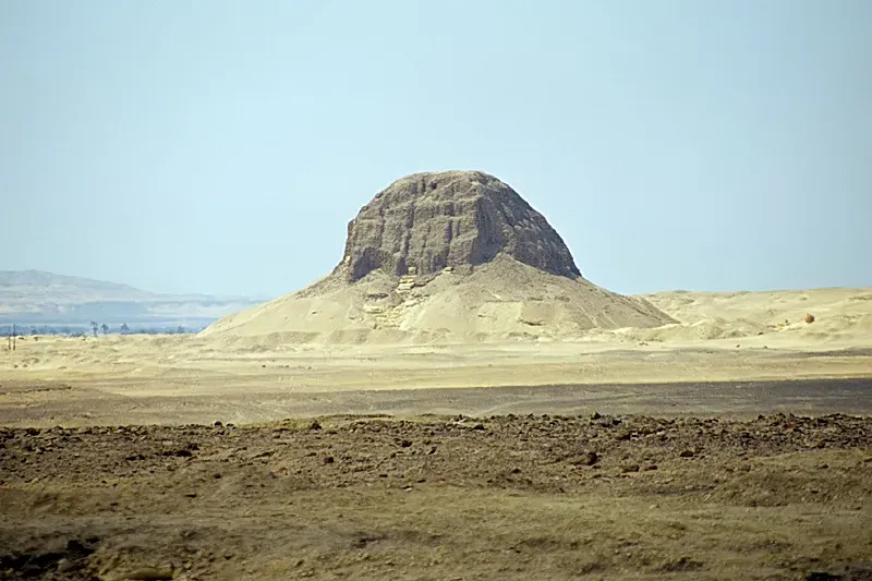 #5 – The Ancient City of Lahun and the Old Bahr Yusef Channel (By Roland Unger, CC BY-SA 3.0)