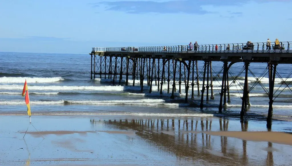 Structural Currents Near Piers Are Permanent Death Traps (Image Credits: Flickr)