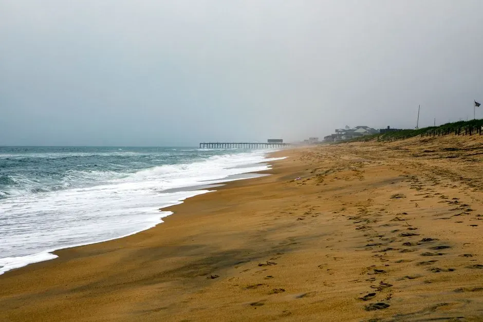 #4 The Outer Banks, North Carolina β A Sand Ribbon on the Move (Image Credits: Pexels)