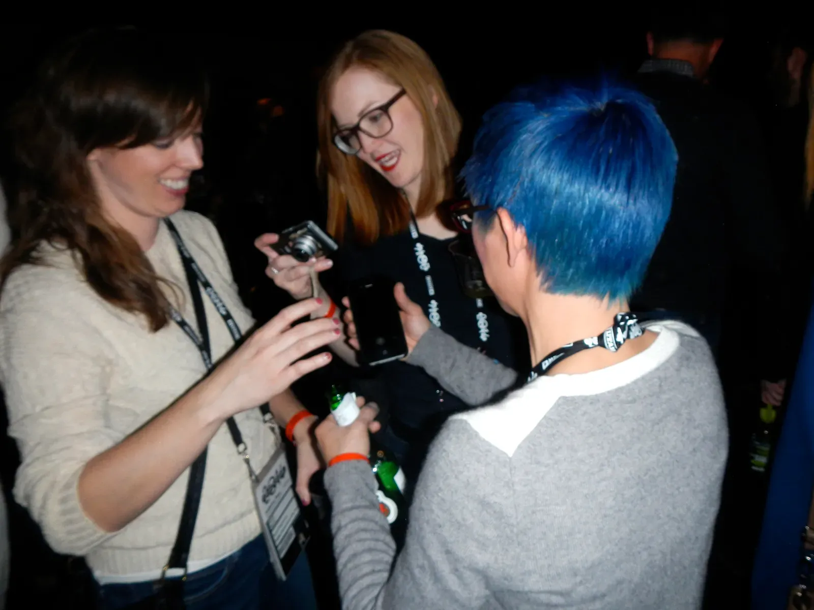 Social Comparison Is a Built‑In Mental Shortcut, Not a Personal Failing (Comparing SelfiesUploaded by stemoc, CC BY 2.0)