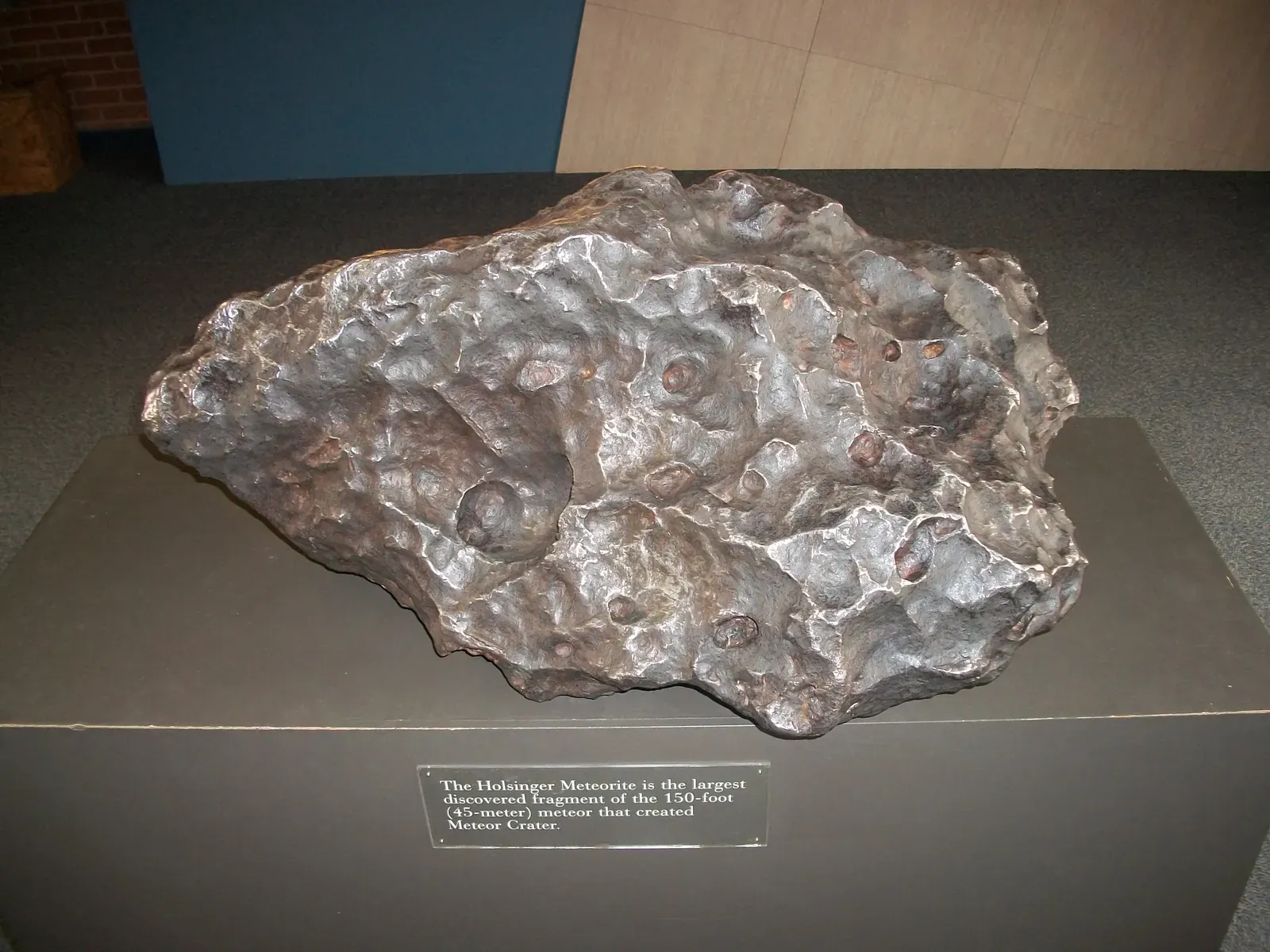 10. The Meteorite Fragment That Disappeared From a Lab Tray (originally posted to Flickr as Holsinger Meteorite, CC BY-SA 2.0)