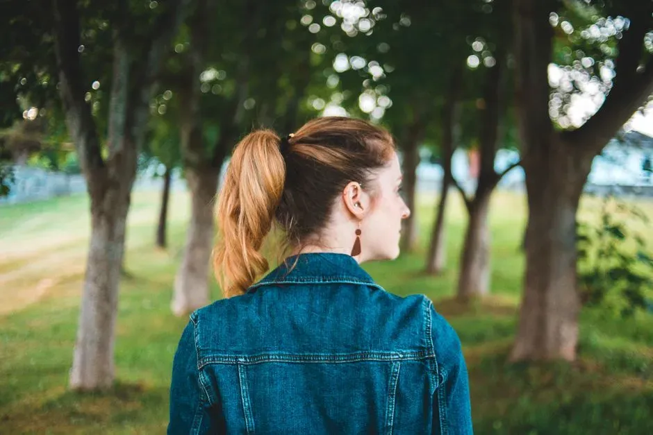 #2 - The Feeling That Someone Is Behind You (Image Credits: Pexels)