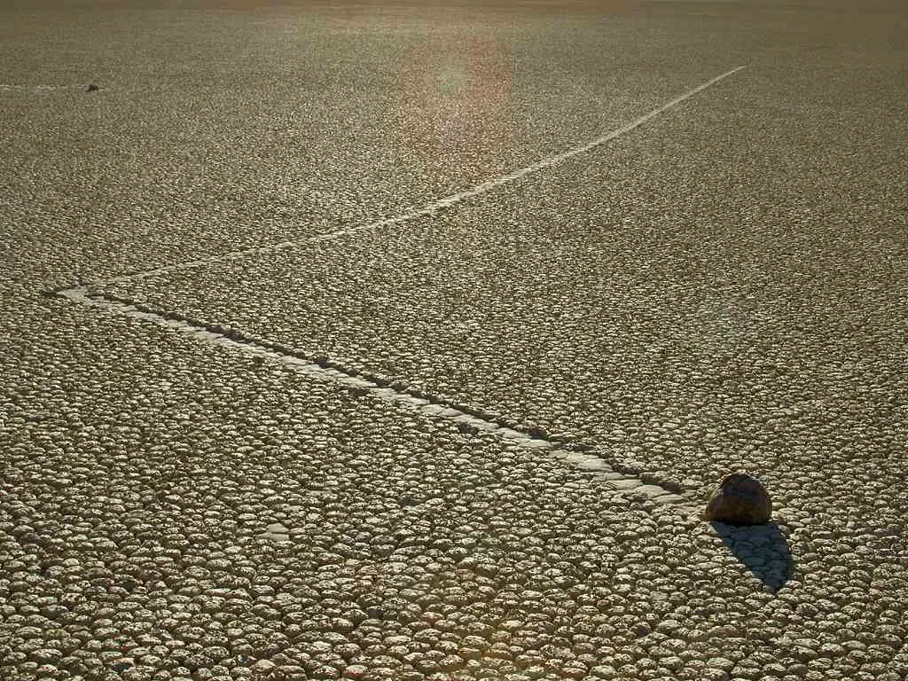 2. The Sailing Stones of Racetrack Playa, USA – Rocks That Take Themselves for a Walk (By Jon Sullivan, Public domain)