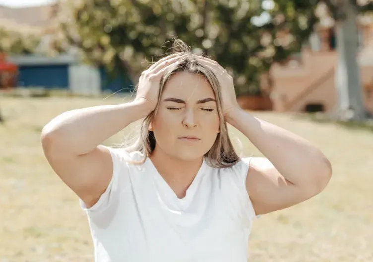 Pain Is Not a Simple Signal - It’s a Brain-Made Experience (Image Credits: Pexels)