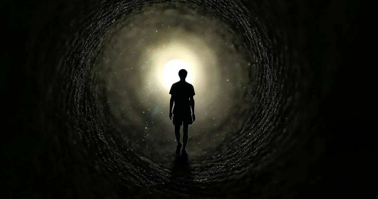 Near-Death Experiences: Brain Phenomenon, Profound Meaning (Image Credits: Pixabay)