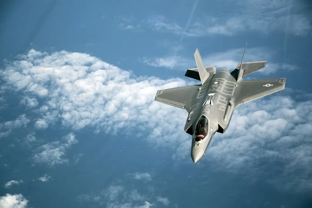 Silent Approach And Signature Reduction In Modern Jets (Image Credits: Flickr)