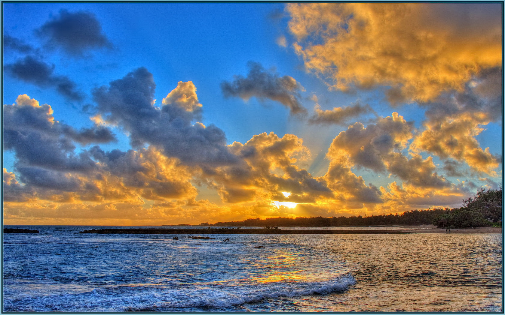 Tomales Bay (Heart’s Desire Beach), California - A Quiet Theater (Image Credits: Wikimedia)
