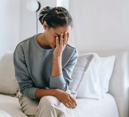 11. Unusual, Sudden Fatigue Paired With Other Neurological Symptoms (Image Credits: Pexels)
