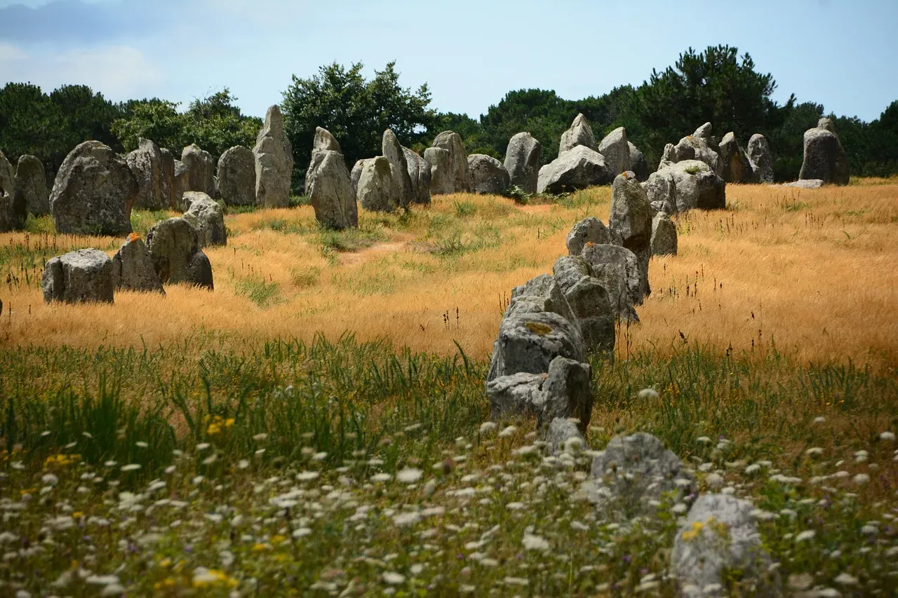 Who Built Carnac – And How Far Back Does It Go? (Image Credits: Pixabay)