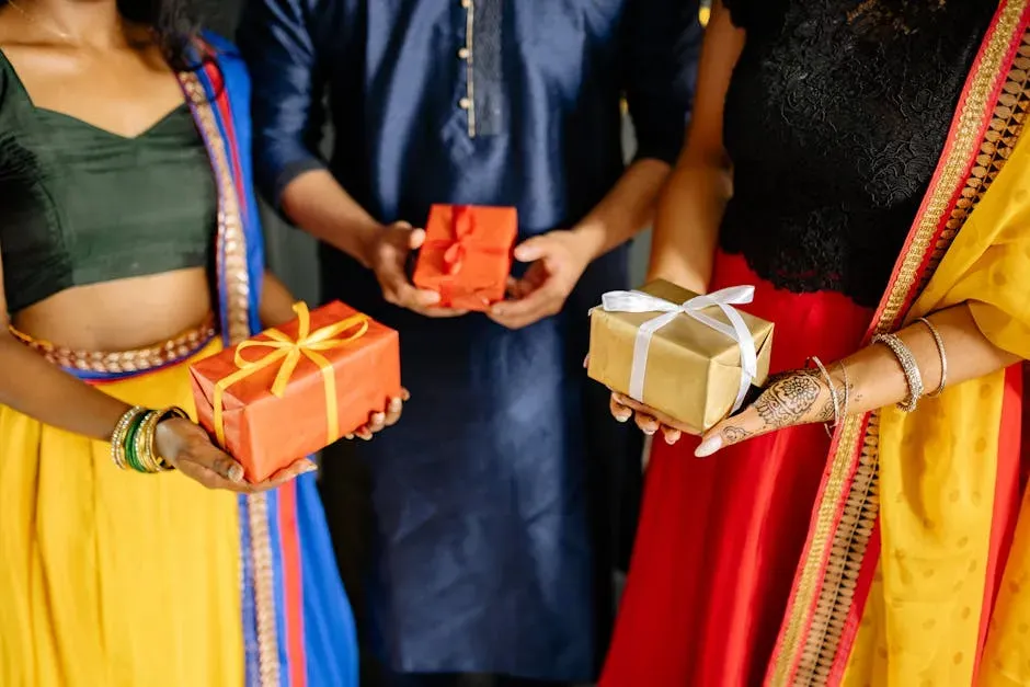 8. Invisible Social Rules of Gift‑Giving and Reciprocity (Image Credits: Pexels)