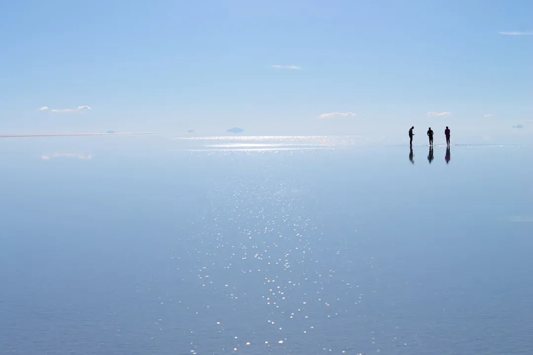 3. Salar de Uyuni, Bolivia – The Endless White Mirror (Image Credits: Unsplash)