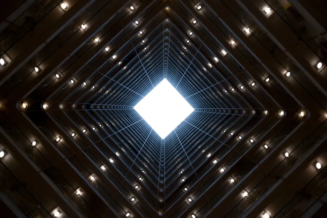 Time Flows Both Ways in the Quantum World (Image Credits: Unsplash)