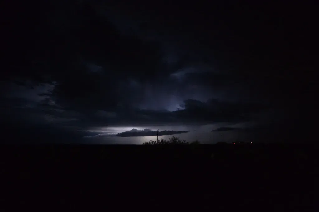 4. The Marfa Lights of Texas (Image Credits: Flickr)