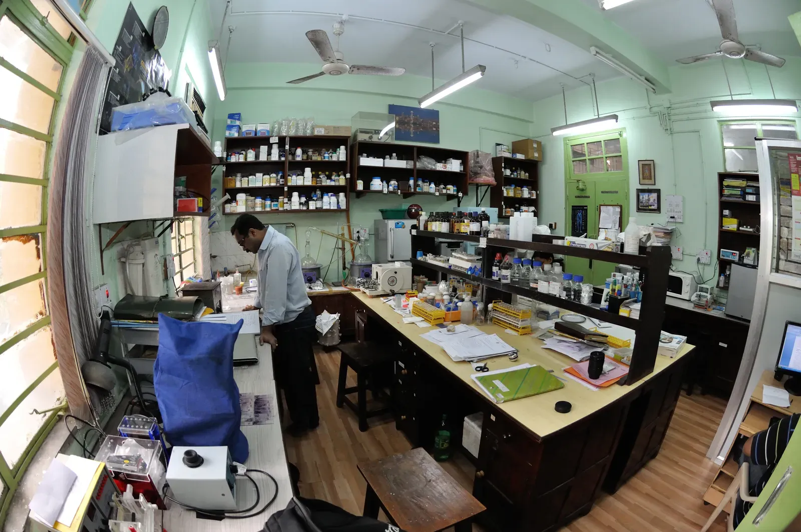 From Myth and Medicine to Laboratory Reality (Image Credits: Wikimedia)