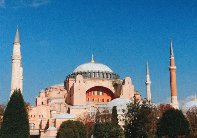 Persian and Islamic Golden Age Observatories (Image Credits: Pexels)