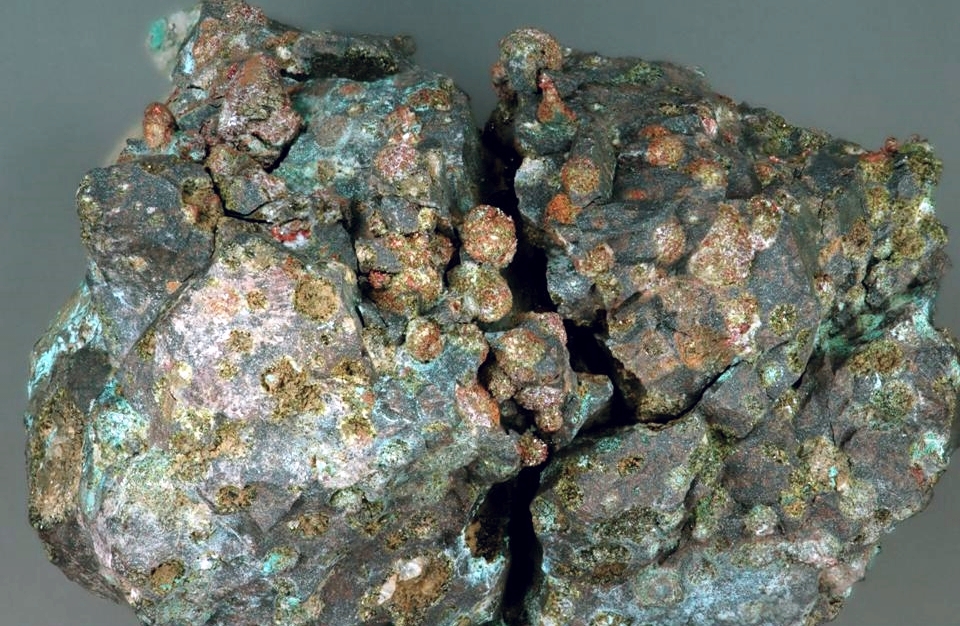 The Long Memory of Rock (Image Credits: Wikimedia)