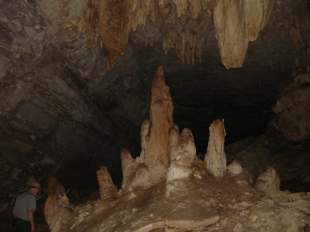 Mammoth Cave System, Kentucky (Image Credits: Flickr)