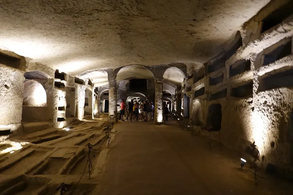 #6 - The Lost Roman Tunnels Under Naples, Italy (Prof. Mortel, Flickr, CC BY 2.0)