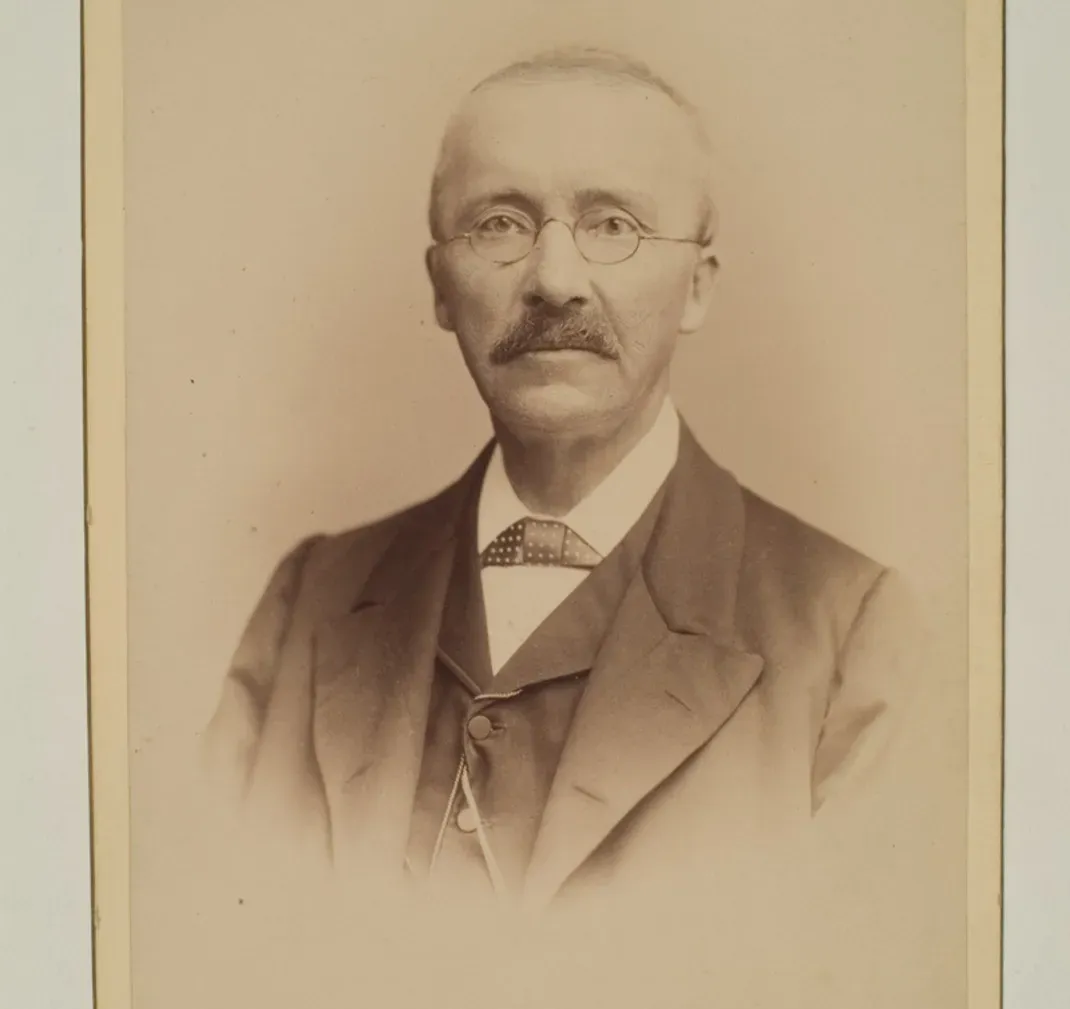 #10 - Heinrich Schliemann's "Treasures of Troy" With Quiet Edits (Image Credits: Wikimedia)