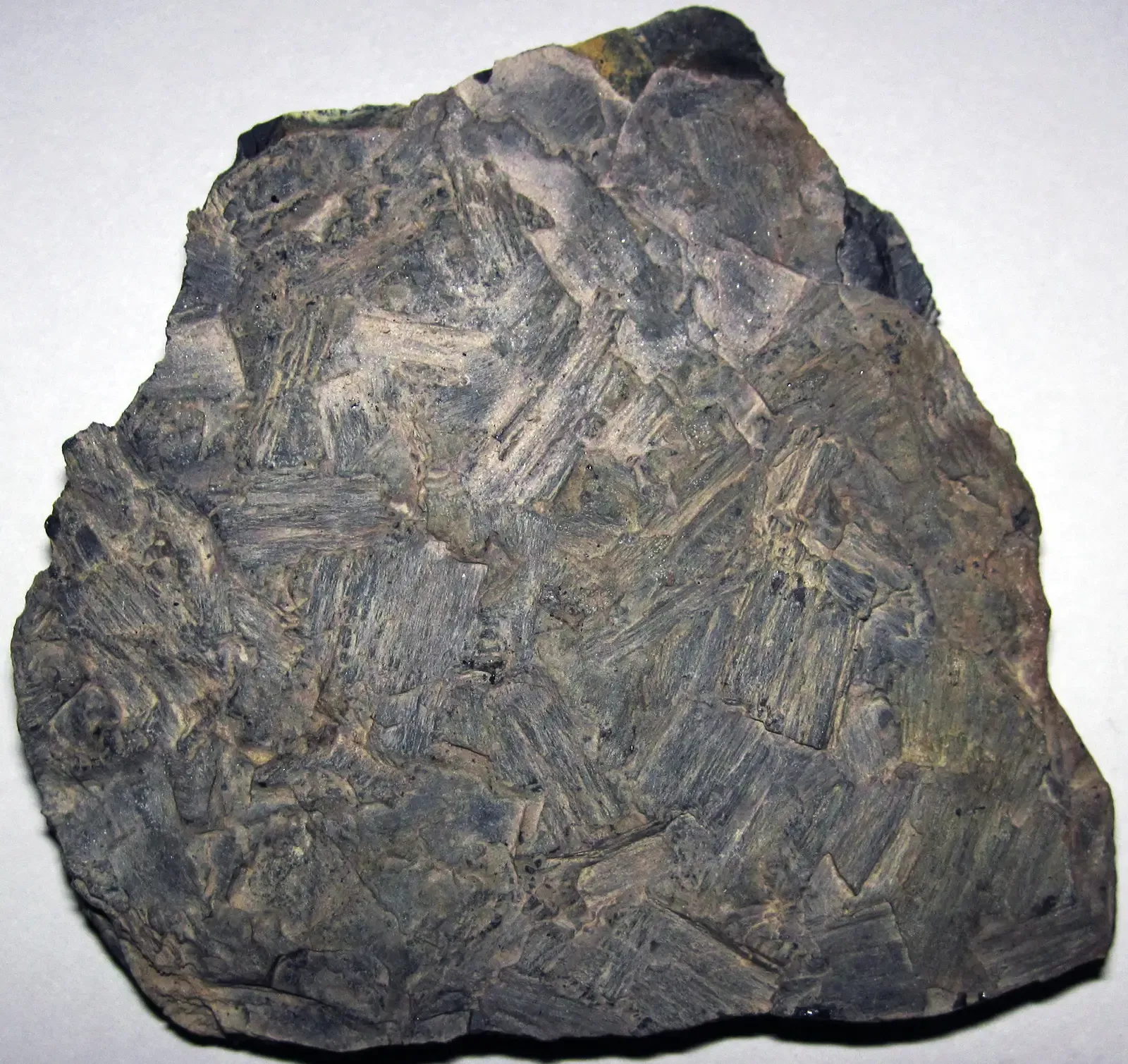7. Topper's Lost Pre-Clovis Flecks (Fossil charcoal in weathered coal (Bedford Coal, Middle Pennsylvanian; Noland Tunnel's north portal outcrop, Tunnel Hill, Coshocton County, Ohio, USA) 4, CC BY 2.0)