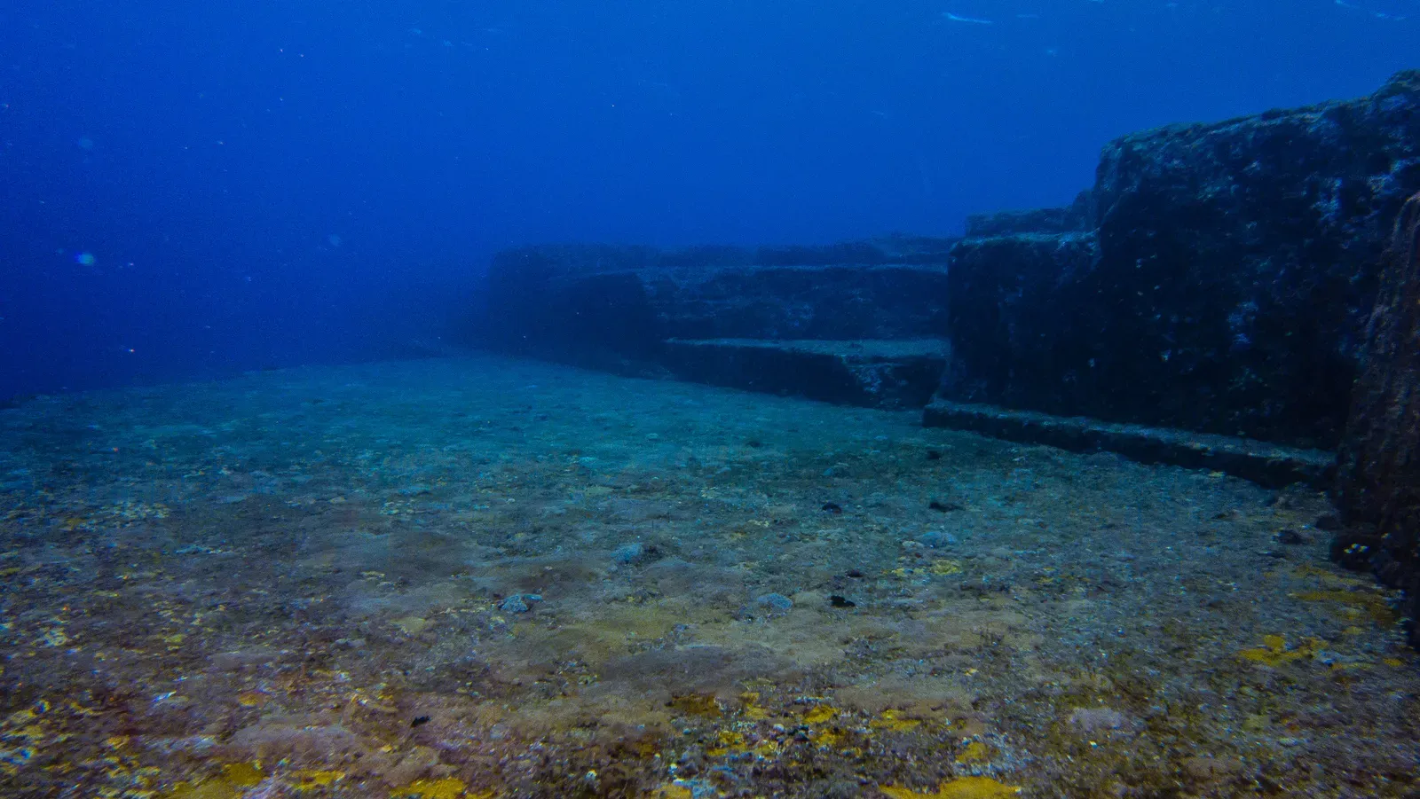 10. The Yonaguni Submerged Structures (Image Credits: Wikimedia)