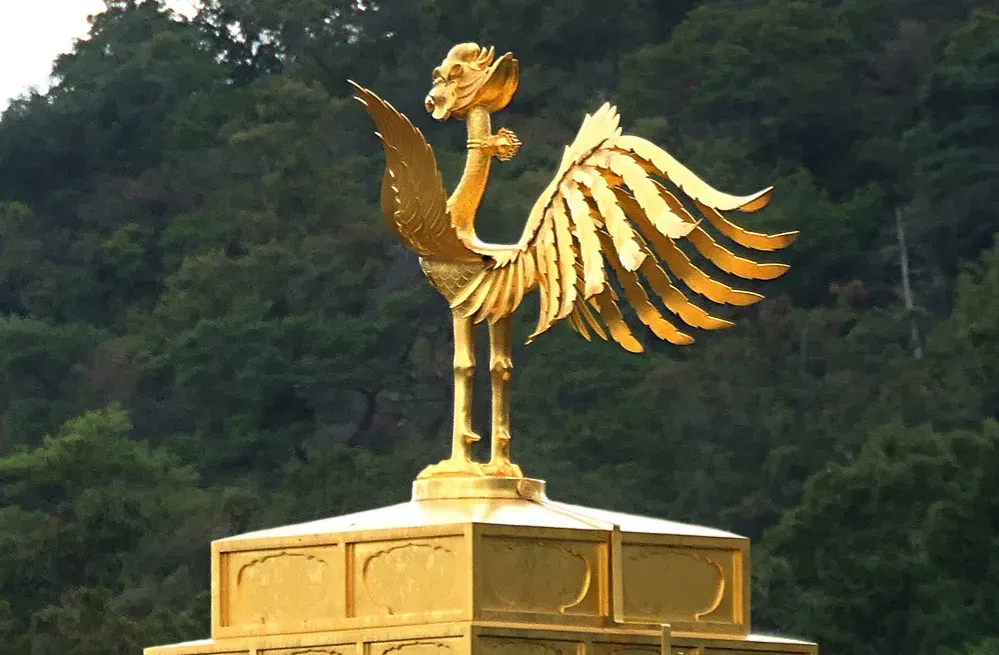 Libra – The Fenghuang (Image Credits: Flickr)