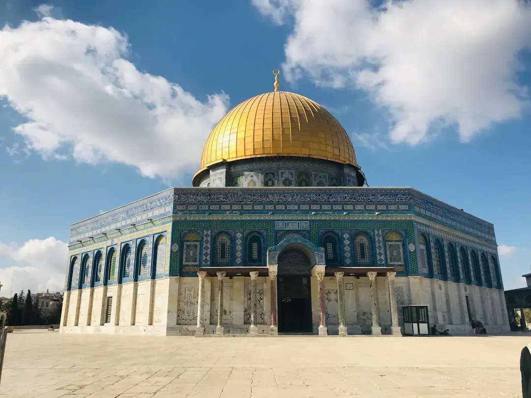 #18 – The Temple‑Mount Platform in Jerusalem (Image Credits: Unsplash)