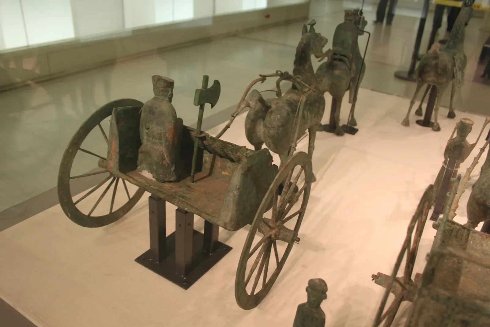 #8 - The South-Pointing Chariot's Differential (By Gary Todd, CC0)