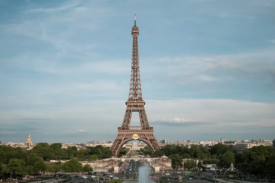 The Eiffel Tower’s Hidden Apartment in the Sky (Image Credits: Unsplash)