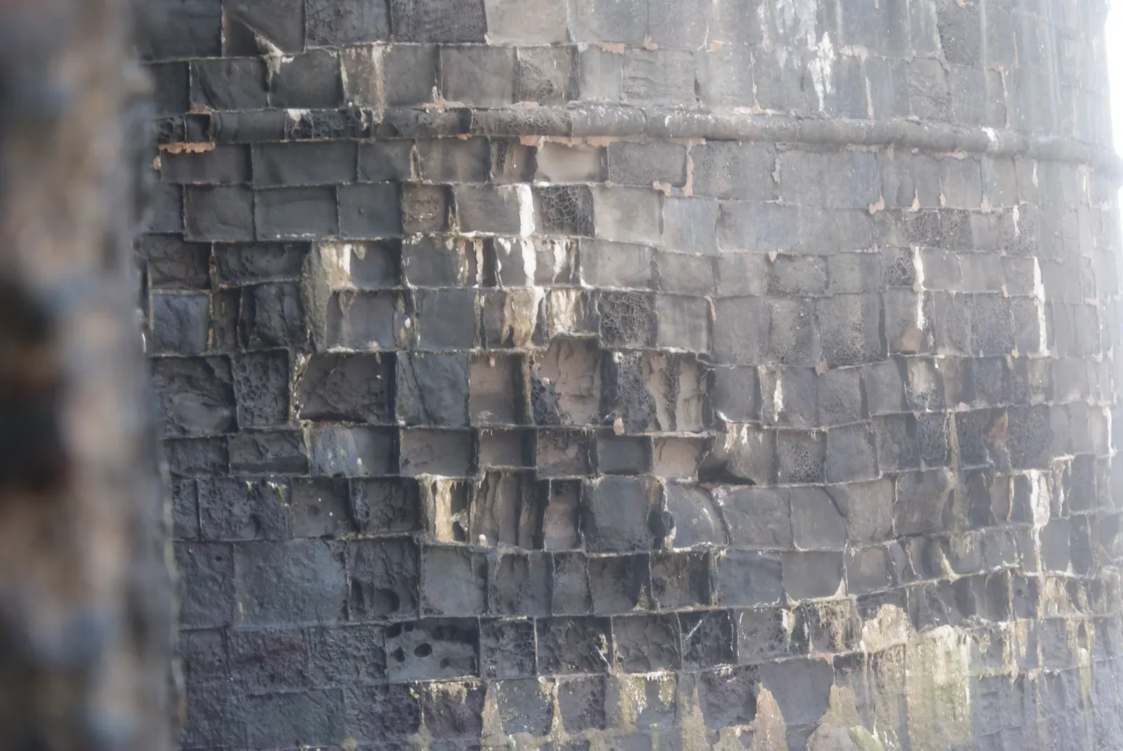 #6 - Stone Faces Flaking, Chipping, or Peeling Off (Spalling) (By Damitr, CC BY-SA 4.0)