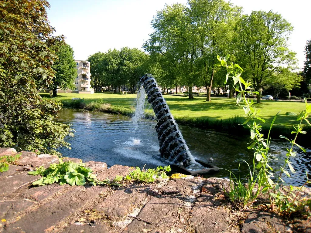 10. Archimedes’ Screw and Ancient Water Engineering (BruceTurner, Flickr, CC BY 2.0)