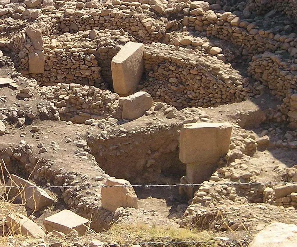#6 - The Deliberately Buried Complex Under Göbekli Tepe (Verity Cridland, Flickr, CC BY 2.0)