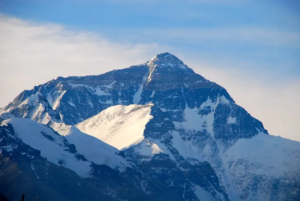 Mount Everest and the Himalayas: Mountains Born from a Colliding World (Image Credits: Flickr)