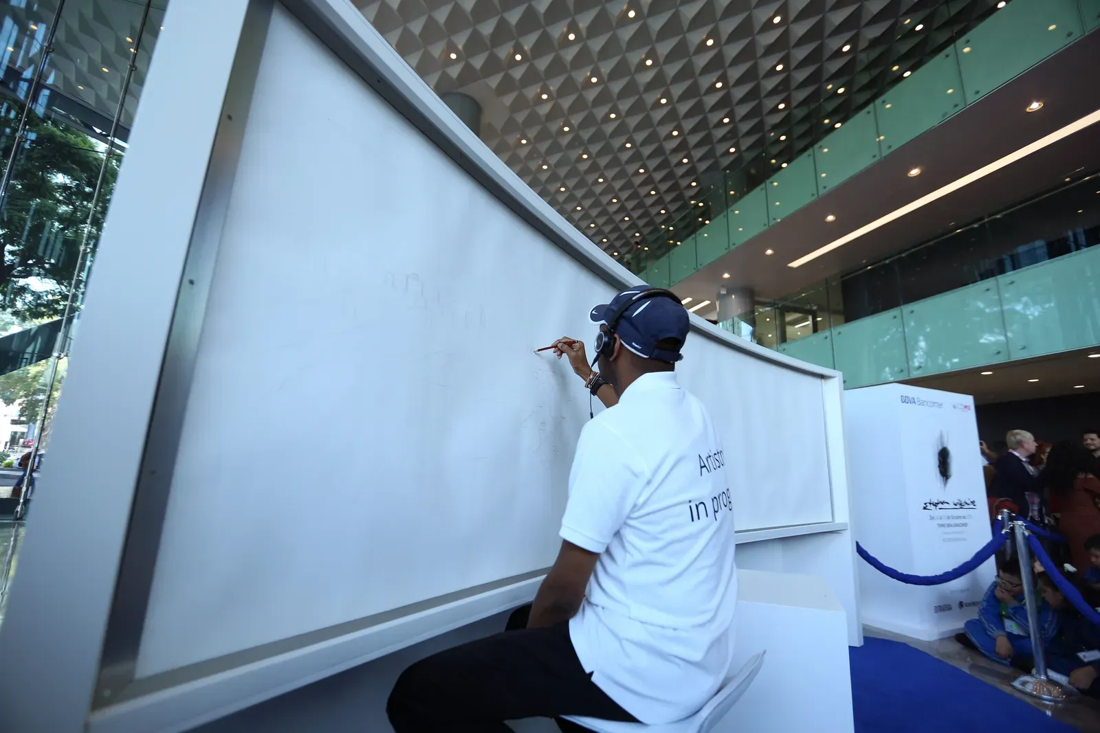 3. Stephen Wiltshire: The Human Camera Who Draws Entire Cities From Memory (Image Credits: Wikimedia)