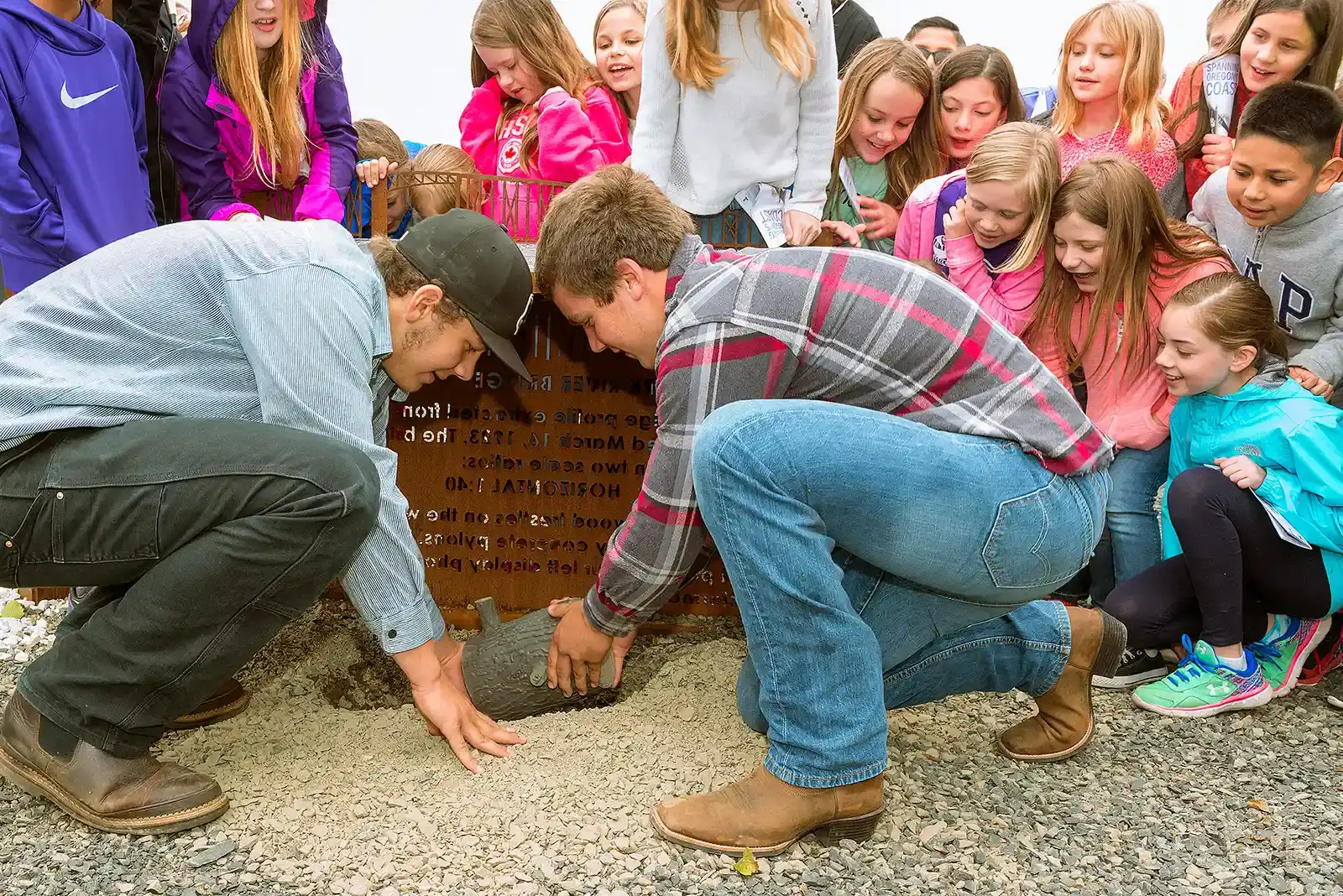#4 Time Capsules That Outlived Their Instructions (Burying the time capsule, CC BY 2.0)