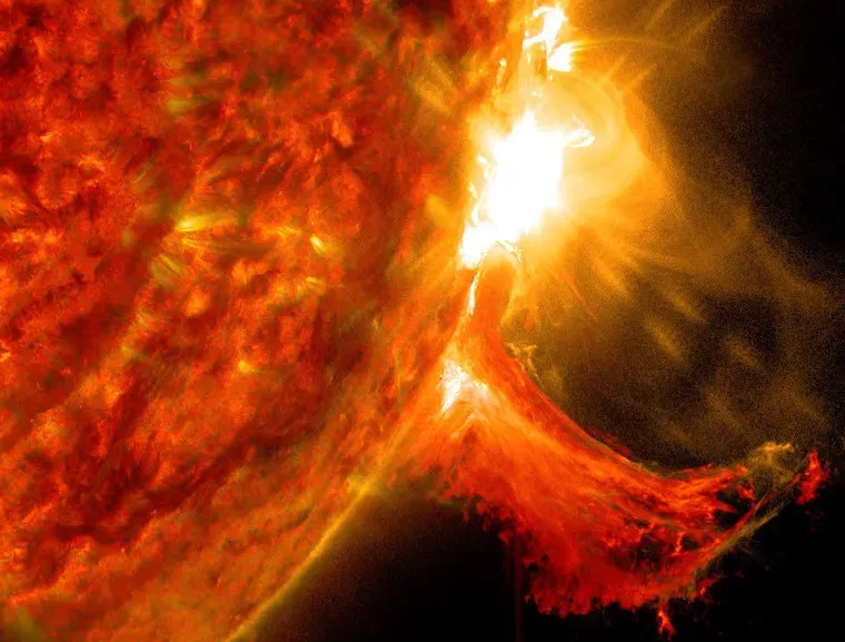 The Sun Is Not Quiet: A Turbulent, Living Star (Image Credits: Flickr)