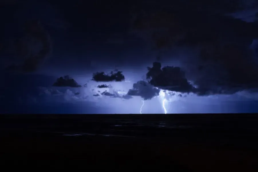 2. Sprites, Elves, and Blue Jets: Thunderstorms’ Secret Sky Fireworks (Image Credits: Unsplash)