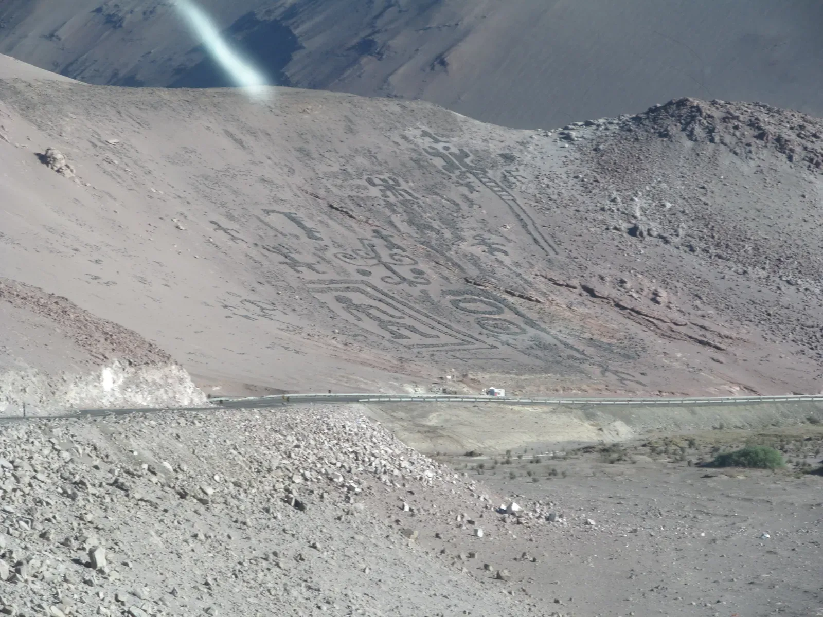 Nasca Lines: Giant Geoglyphs Drawn by People Who Understood Their Desert (Image Credits: Wikimedia)